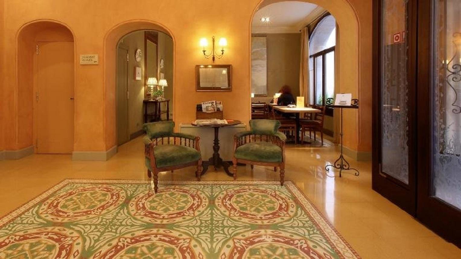 Bremon Boutique Hotel By Duquessa Hotel Collection Кардона Екстериор снимка